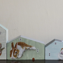 手繪小房子｜家有兔兔｜綠房子灰色屋頂 第7張的照片
