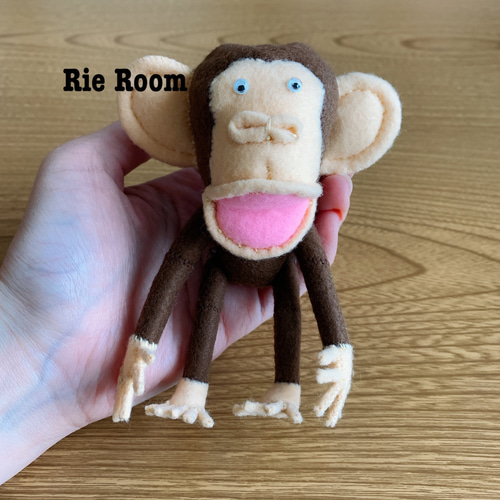 フェルトの手のりチンパンジー おもちゃ・人形 Rie Room 通販 10320327