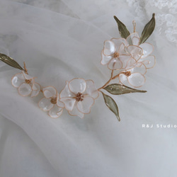 雅緻-手工水晶花樹脂飾品 新娘頭飾/伴娘配飾 第1張的照片
