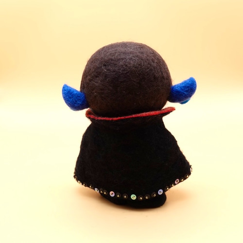 羊毛人形（特L） 皇帝 ドラキュラ君 羊毛フェルト Howakero（ほわケロ