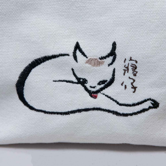 刺繍ポーチ　寝仔　鍬形慧斎　鳥獣略画式 1枚目の画像