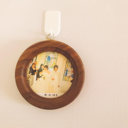 丸型 フォトフレーム L判サイズ ウォールナット フォトフレーム・写真