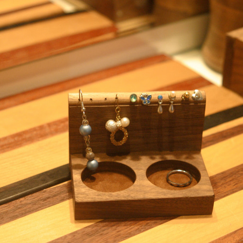 木製 ピアススタンド アクセサリーケース ピアス置き フリーボックス