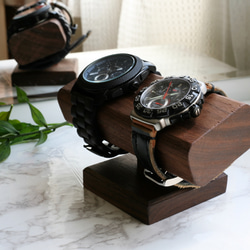 腕時計スタンド　ハンドメイド　ウォッチスタンド　腕時計ケース風腕時計スタンド ウォールナット の ウォッチスタンド 時計スタンド 時計ケース