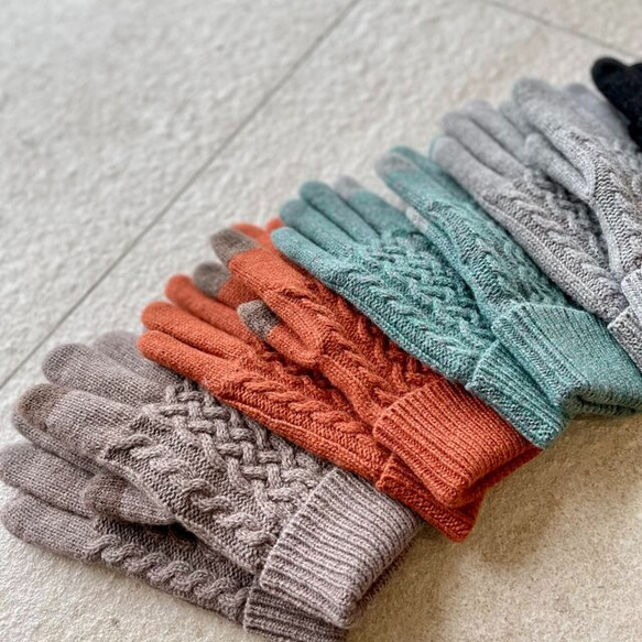 極暖♡総裏フリースだから指先まであったか！！メリノウール手袋レディース ケーブル編み KMC-111 201667 1枚目の画像