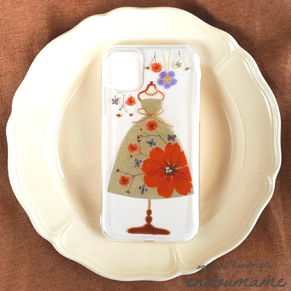 スマホケース　スマホカバー　全機種　iPhone　Android　ドレス　押し花　ドライフラワー　ゴールド 3枚目の画像