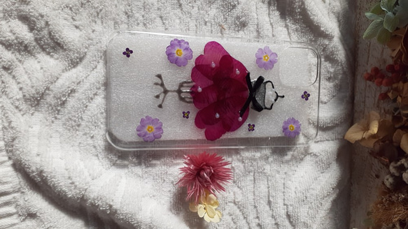 スマホケース　スマホカバー　全機種　iPhone　Android　ドレス　押し花　ドライフラワー　パープル　紫　シック　 4枚目の画像