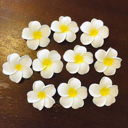 【高品質】プルメリア スリムタイプ 10個セット 造花 スポンジ ハンドメイド資材 1枚目の画像