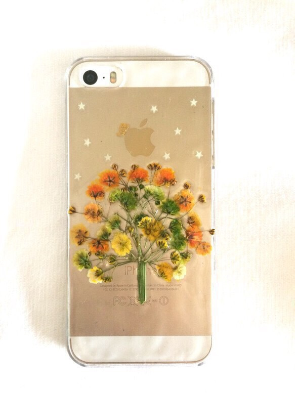 《再販×6》iPhoneケース  かすみ草の木と光る星 Ver.1 1枚目の画像