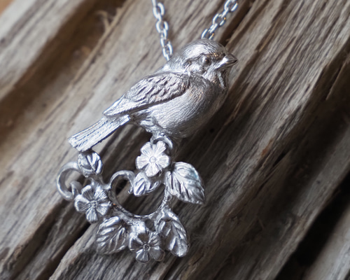 Silver925 フクラスズメのペンダント ペンダントトップ 鳥造 通販