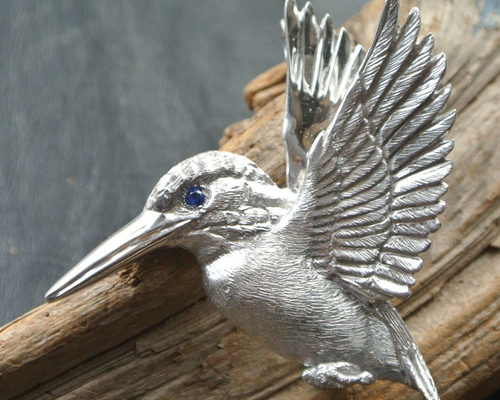 Silver925/サファイヤ 野鳥アクセサリー 大きなカワセミの Silver925/サファイヤ 野鳥アクセサリー 大きなカワセミの