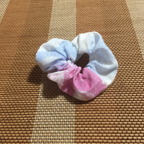 虹色の白鳥ペットボトルカバーとシュシュセット その他ケース うさぎ
