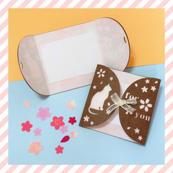猫と桜のカード Lサイズ〈フォトメッセージカード〉 1枚目の画像