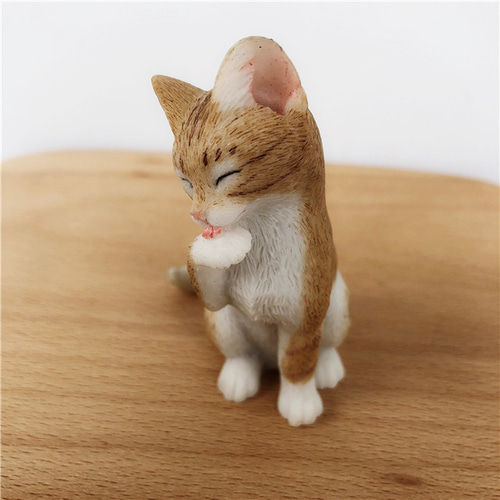 茶トラ猫(樹脂粘土)粘土細工 樹脂粘土 猫 ねこネコ その他置物 Sunny 通販 8406627｜Creema