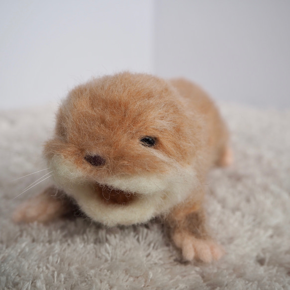 【sold out】newborn カワウソの赤ちゃん（踏んばり）＊＊羊毛フェルト 7枚目の画像