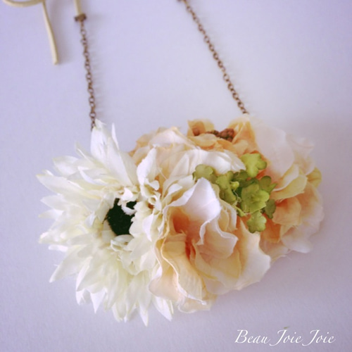造花のネックレス ネックレス・ペンダント Le Charme Accessory 通販