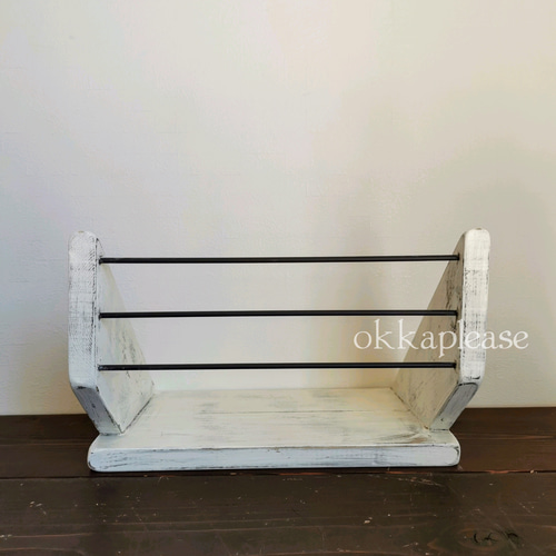 ブックスタンド✢アンティーク調 ブックエンド アイアンバー付 本立て