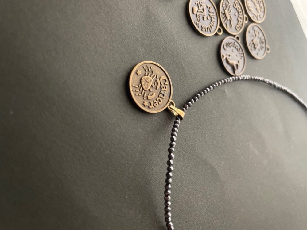 ●シンプルなコインチャーム ●テラヘルツネックレス  ユニセックス