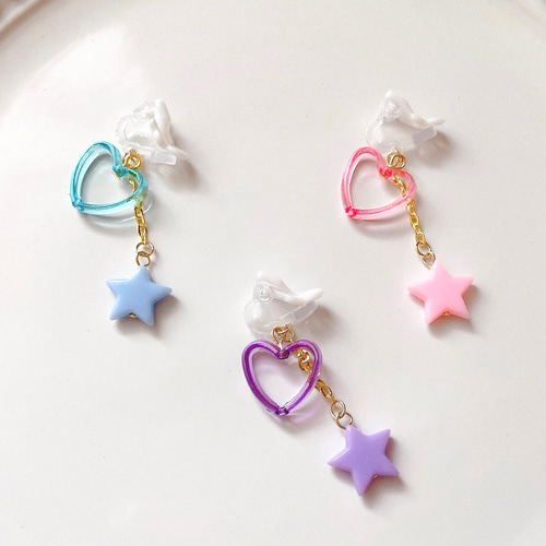 くり抜きハートと星⋆*✩♡*｡ﾟキッズイヤリング(キッズ・子供・キッズ 