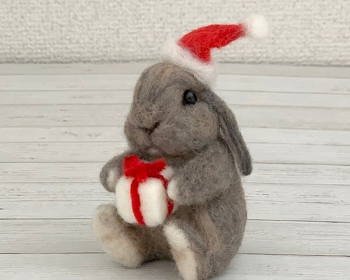【黒いうさぎ】 プードルサンタ 羊毛フェルト ストラップ ハンドメイド 黒いうさぎ】 プードルサンタ 羊毛フェルト ストラップ ハンドメイド