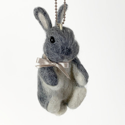 羊毛氈兔子包小吊飾荷蘭矮銀|鑰匙扣錶帶公仔 第1張的照片