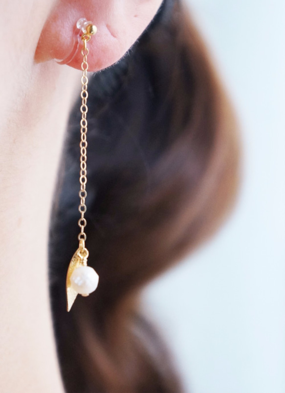 K14gf切珍珠葉耳環 第4張的照片