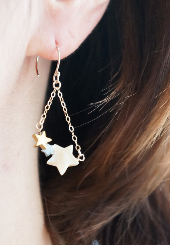 ★〜shooting star pierced earrings 第4張的照片