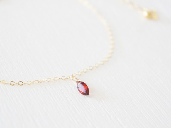 K14gf marquise cut garnet necklace 1枚目の画像