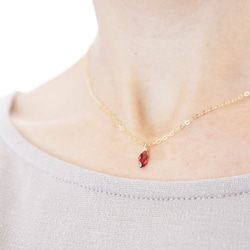 K14gf marquise cut garnet necklace 2枚目の画像