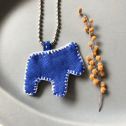 北欧ダーラナホース⭐︎刺繍キーホルダー(ブルー) 3枚目の画像