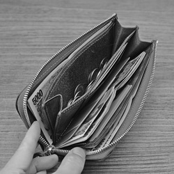 少し小ぶりな長財布「ティオ・シナモン」 3枚目の画像