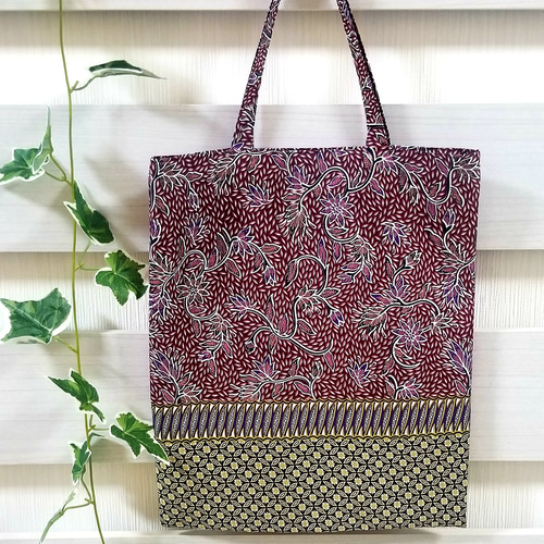 ぺたんこトート(インドネシアバティック/エスニック) トートバッグ