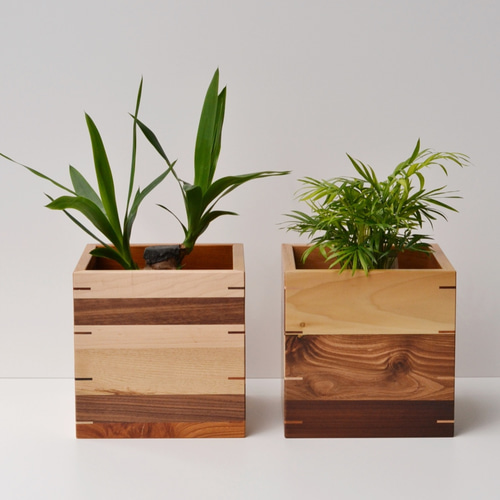 ツギハギ木のボックス 鉢カバー、ゴミ箱、使い方自由 その他インテリア