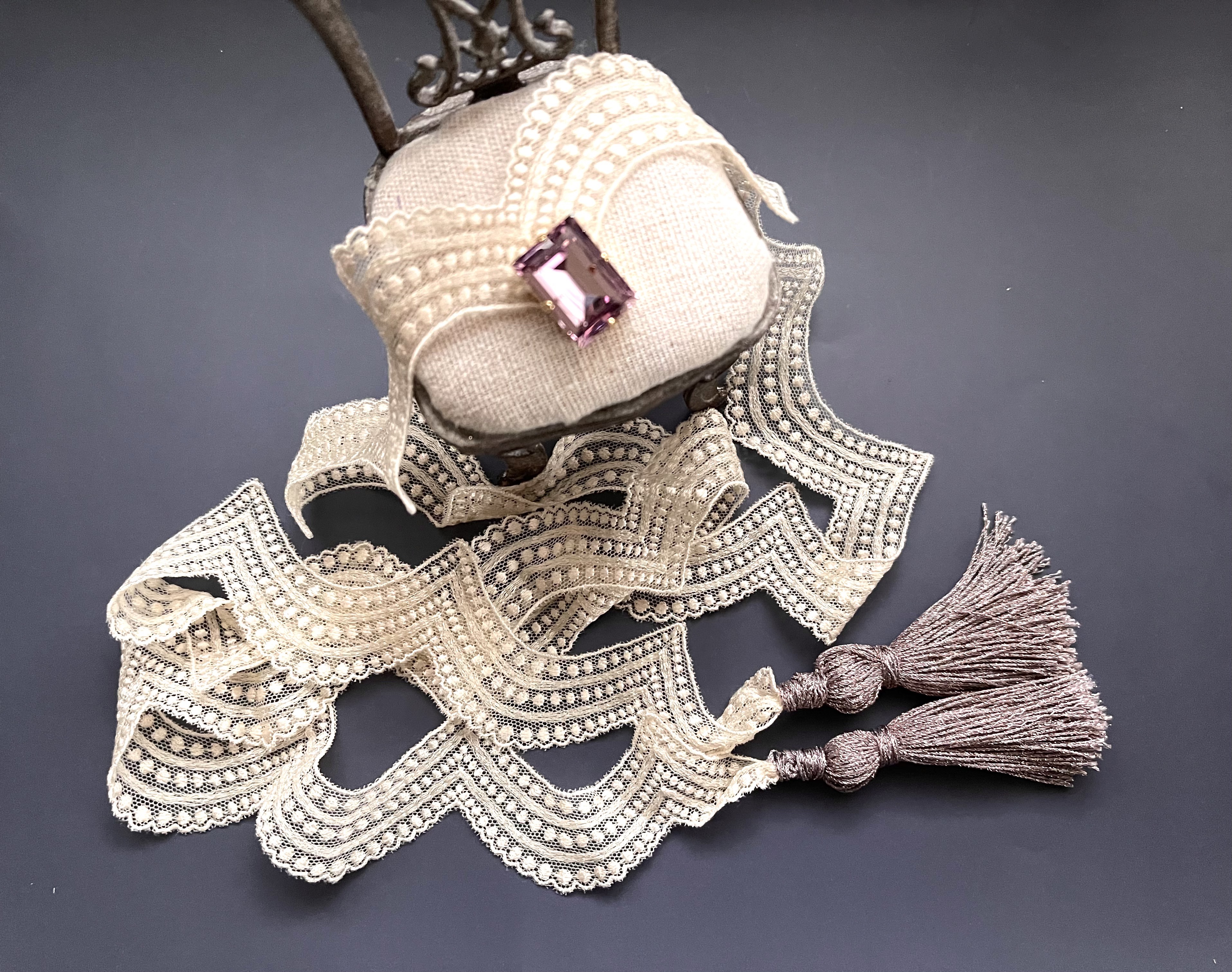 大粒スワロフスキーとレースのチョーカー　チョーカー　スワロフスキー