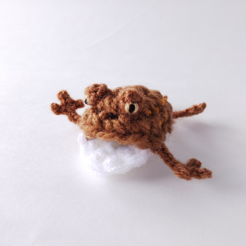 マルメタピオカガエルのあみぐるみマスコット あみぐるみ 澄川かじか