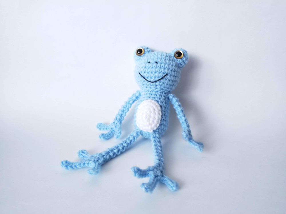 カエルのあみぐるみ･ブルー
