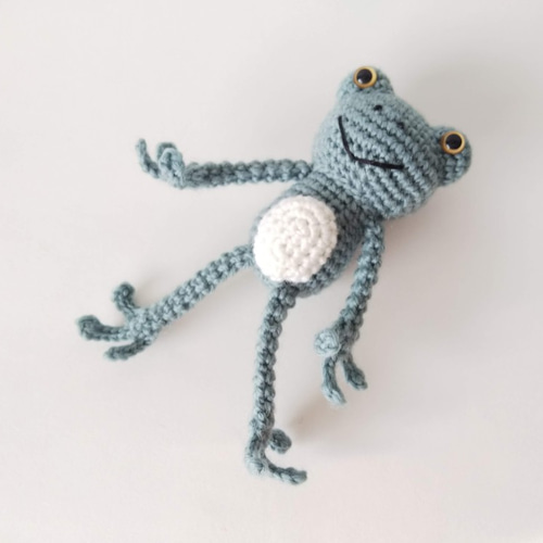 ayumi🐵 | カエルちゃん販売のご案内です🐸 ①②③sold outです