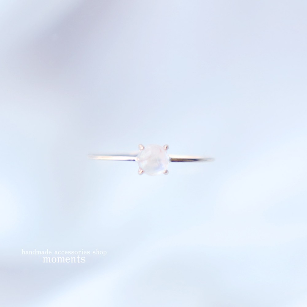 K10 天然石 レインボームーンストーン 華奢 リング