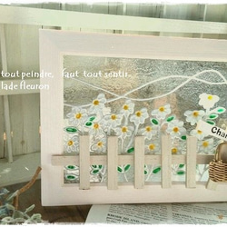 カモミールの小さなお庭　 ステンドグラス風 クラフト 4枚目の画像