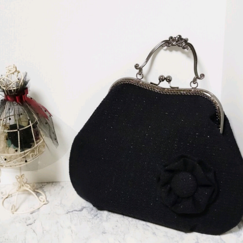 アンティーク調花柄黒レース あおりがま口バッグ ハンドメイド