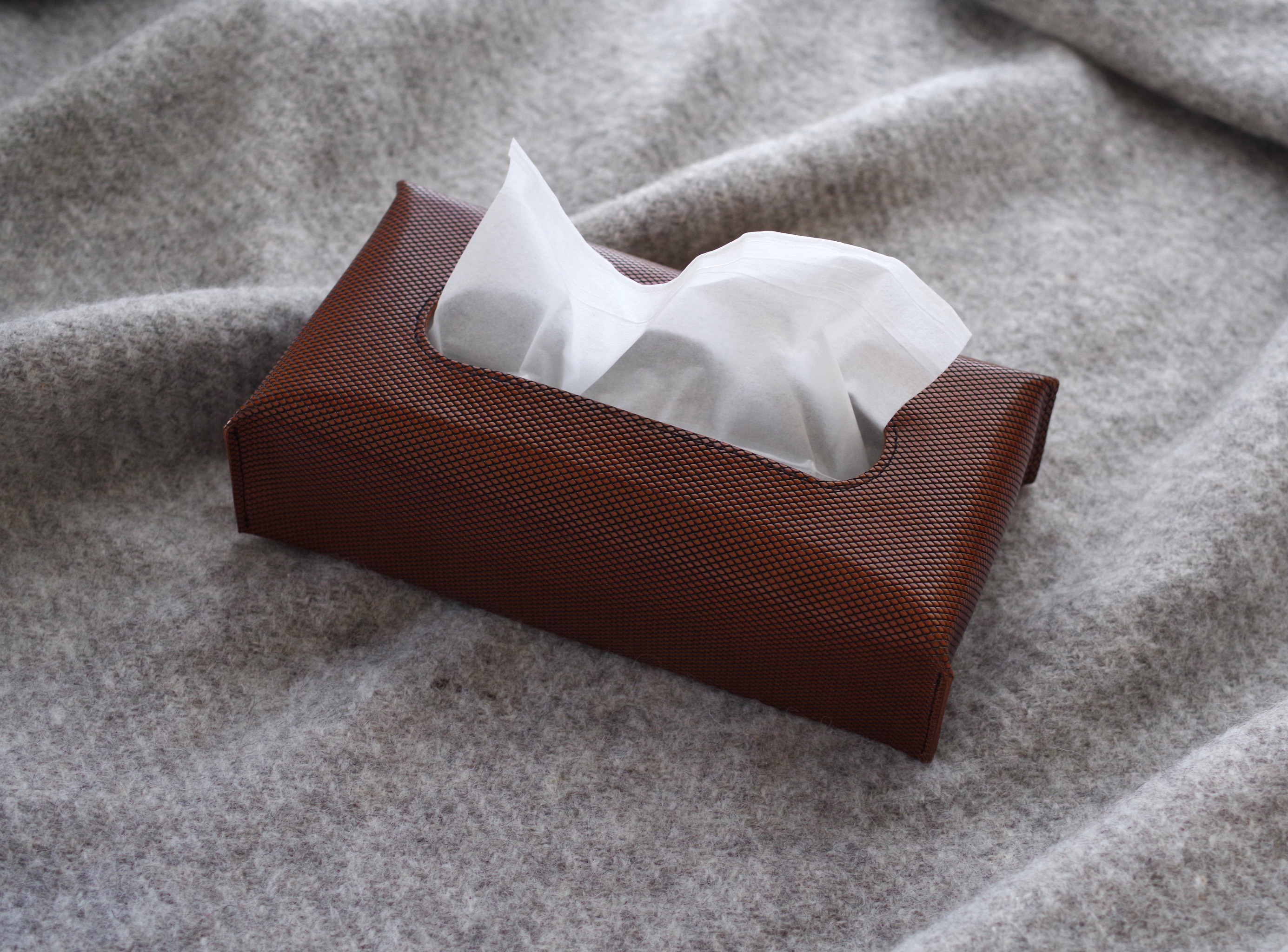 高級イタリアンレザー使用ティッシュケース