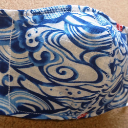 布マスク　夏用生地　立体型　表生地裏生地共に紬織り　鯛青① 2枚目の画像