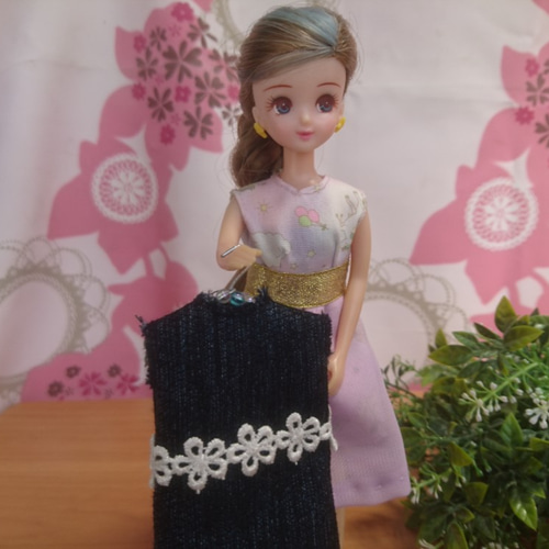 リカちゃんジェニーちゃんサイズのハンガー