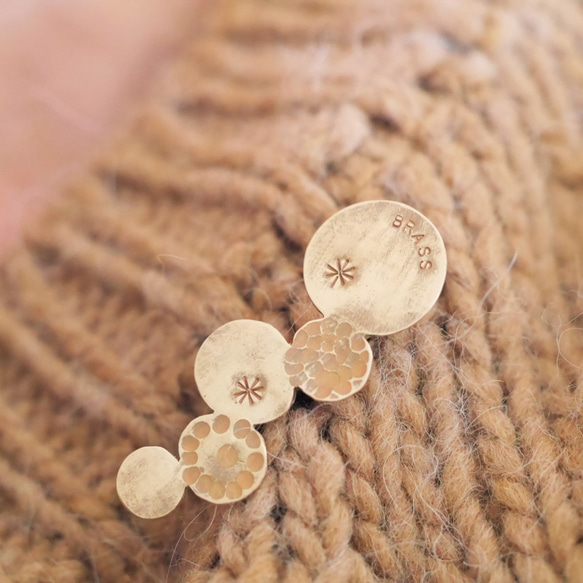 再販　BRASS　雪んこ　ブローチ　受注制作 3枚目の画像