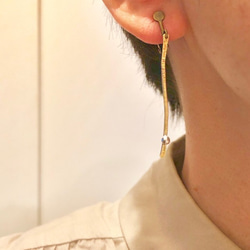 黃銅和銀富有成效的耳環（穿孔耳環）定制 第2張的照片