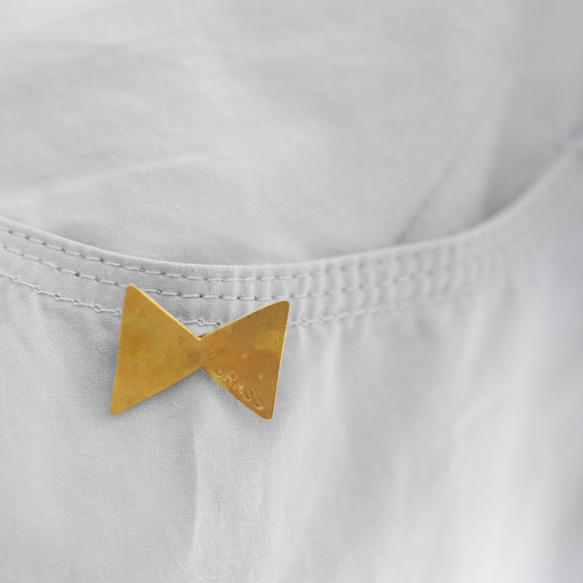 [翻譯中銷售]黃銅蝴蝶赤壁胸針僅限於一項 第2張的照片