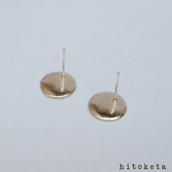 銀製 仿鈕扣設計造型耳針 第3張的照片