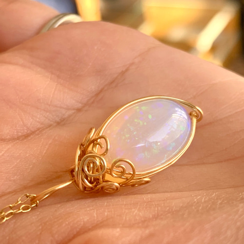 アクアリリス エチオピアオパール ワイヤーペンダントトップ エチオピアオパールペンダントトップ（シルバー925/ゴールド