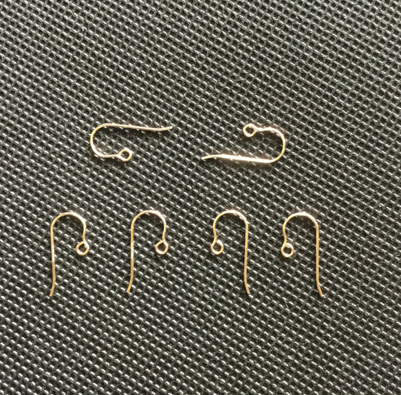 2ペア〜〈14kgf〉極細 シンプル フック ピアス　0.51mm 刻印あり 4枚目の画像