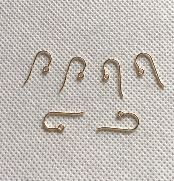 2ペア〜〈14kgf〉極細 シンプル フック ピアス　0.51mm 刻印あり 5枚目の画像